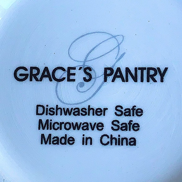 GRACE’S TEAWARE PANTRY BOWL NEW NAVY DOTS 4 INCH BY 2 1/2 INCH FINE CERAMIC - Picture 5 of 5